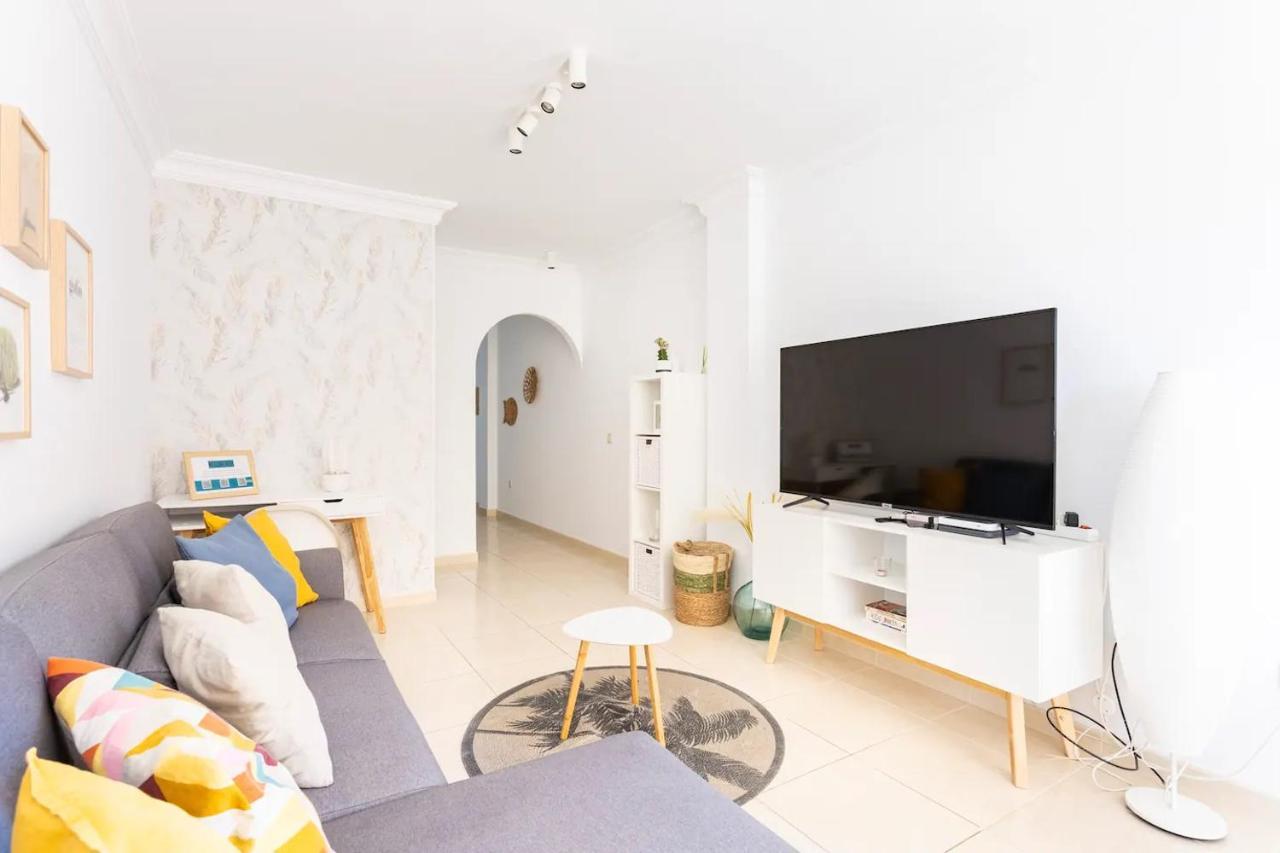 Amplio Y Comodo Apartamento En Callao Salvaje. المظهر الخارجي الصورة
