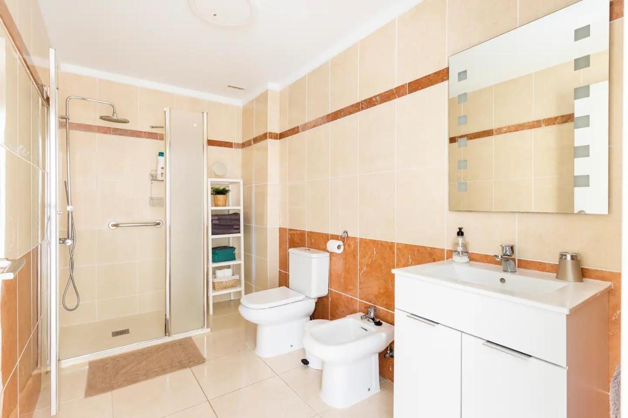 Amplio Y Comodo Apartamento En Callao Salvaje. المظهر الخارجي الصورة